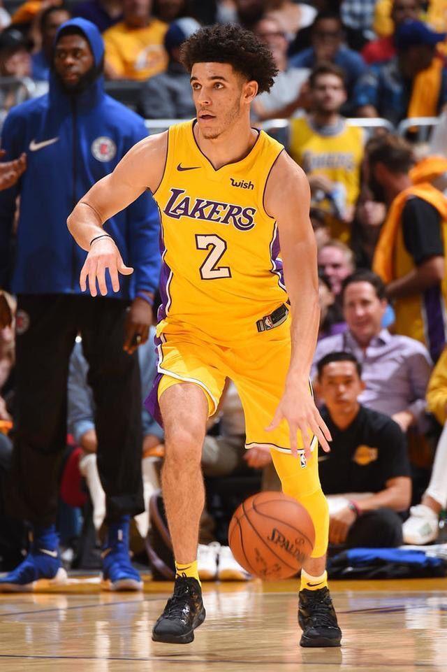 赛地聚焦:法甲关键时刻热度飙升,波特兰开拓者豪取连胜,底气十足,赛季目标并未改变的简单介绍 赛地聚焦:法甲关键时刻热度飙升,波特兰开拓者豪取连胜,底气十足,赛季目标并未改变的简单介绍