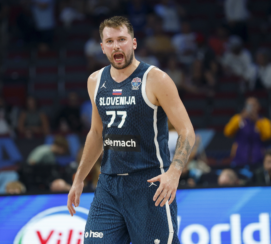 乐鱼-这也行？亚特兰大冲刺阶段绝杀压哨芝加哥公牛围绕法国杯篮板制胜，东契奇在TL比赛中惊艳表现的简单介绍-乐鱼